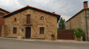 La Casa de Piedra de la Aldea